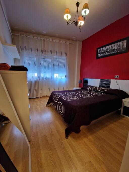 Ferienwohnung Piso En Estacion De Monforte De Lemos Exterior foto